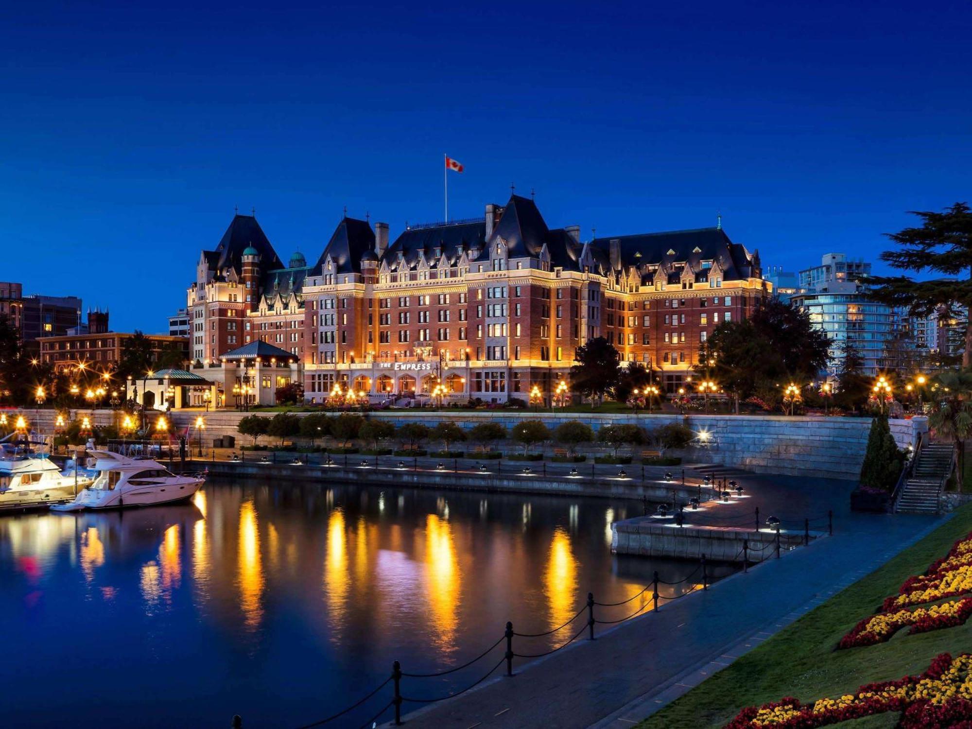 ויקטוריה Fairmont Empress Hotel מראה חיצוני תמונה The Empress Hotel at night